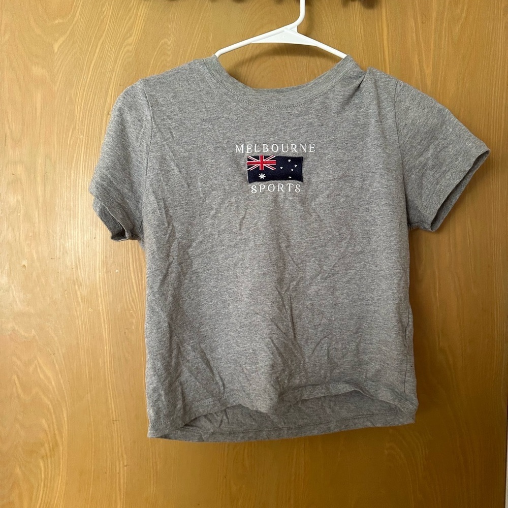 Forever 21 Gray Crop Top with Australian Flag